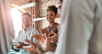 Deséale ¡buena suerte! en su nuevo trabajo con una experiencia